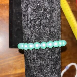 Chic Green Beaded Bracelet